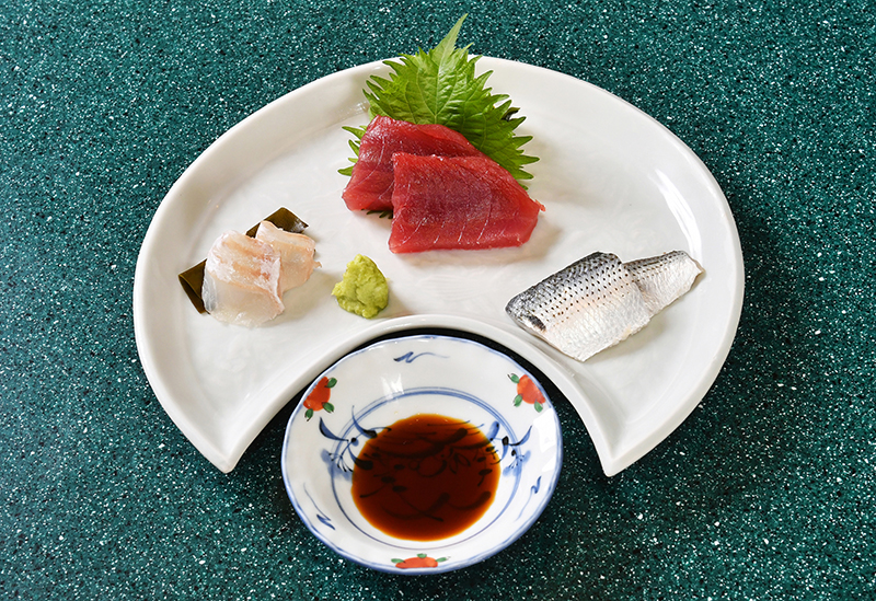 萬久満