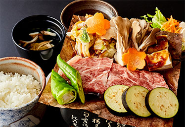 郷土料理　芳花園