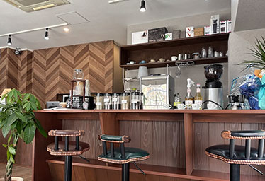 cafe dolphin