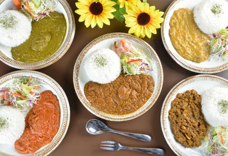 牛すじカレー 下町ひまわり