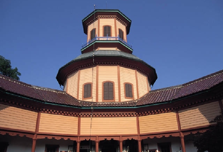 山形市郷土館（「旧済生館本館」）