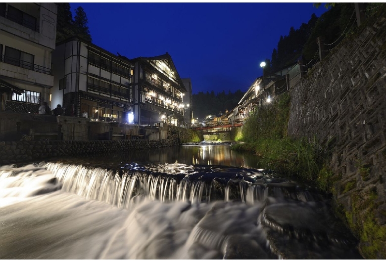 銀山温泉