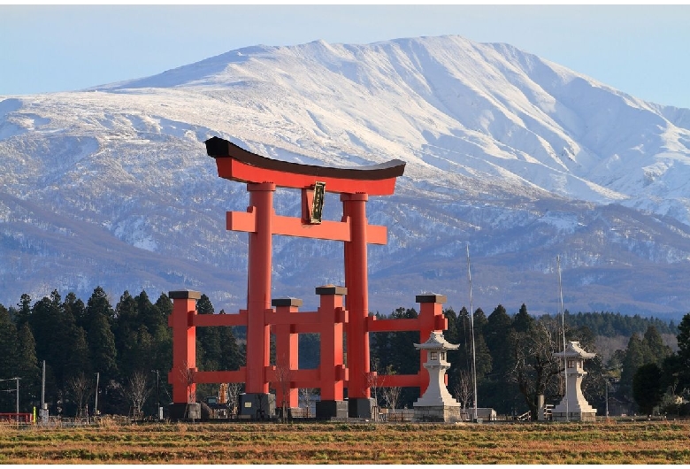 湯殿山神社（出羽三山神社）