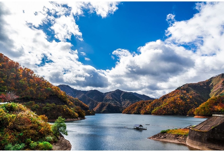 九頭竜湖