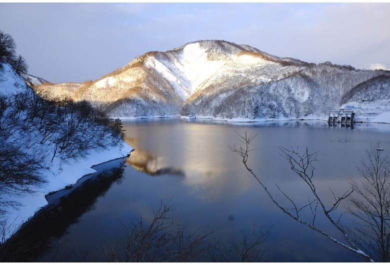 九頭竜湖