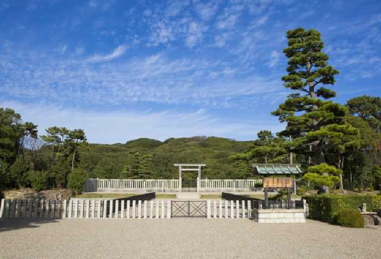 仁徳天皇百舌鳥耳原中陵