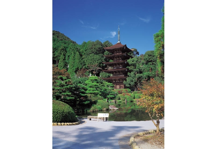 国宝瑠璃光寺五重塔