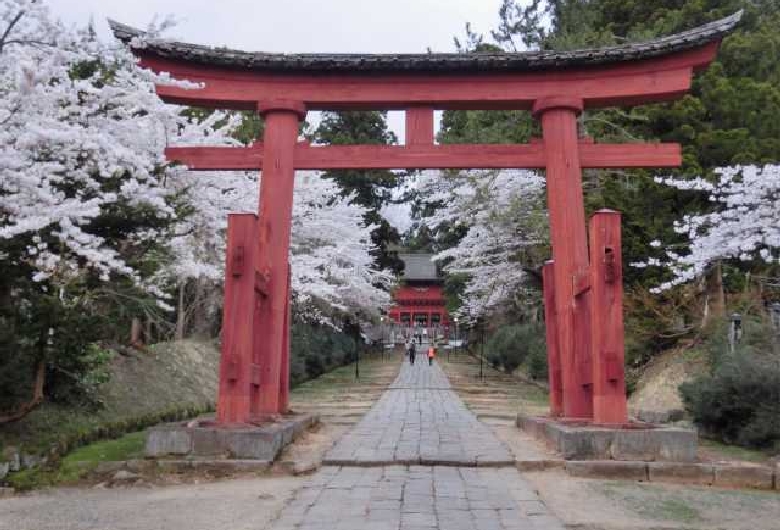岩木山神社