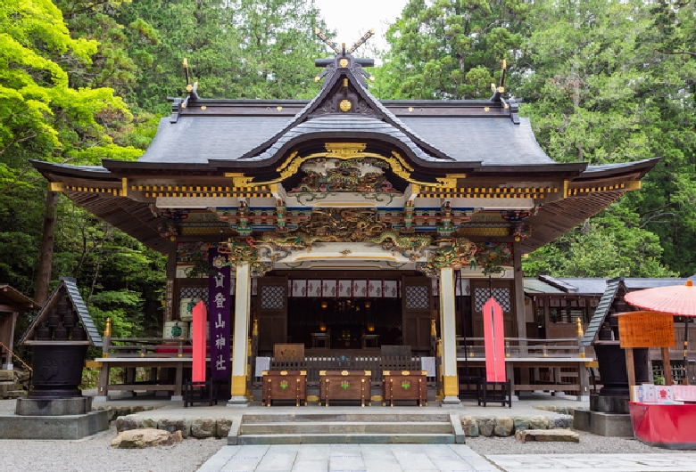 寳登山神社