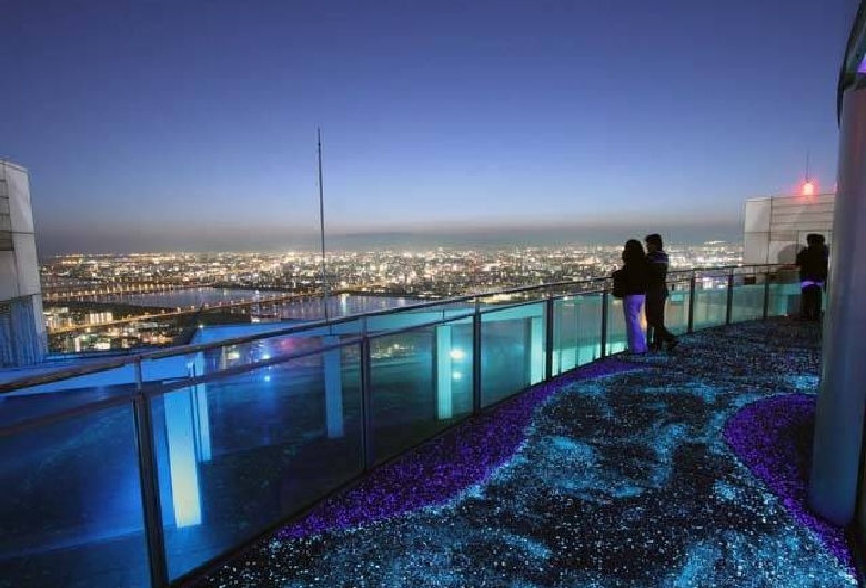 梅田スカイビル 空中庭園展望台