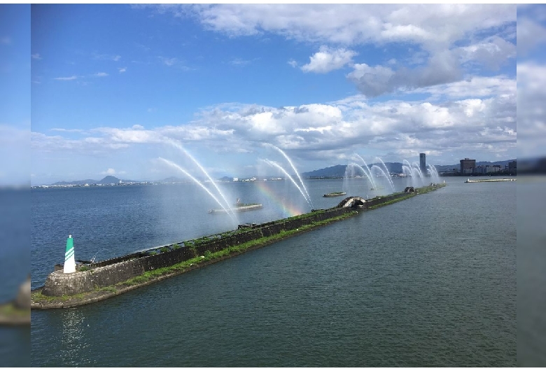 びわこ花噴水