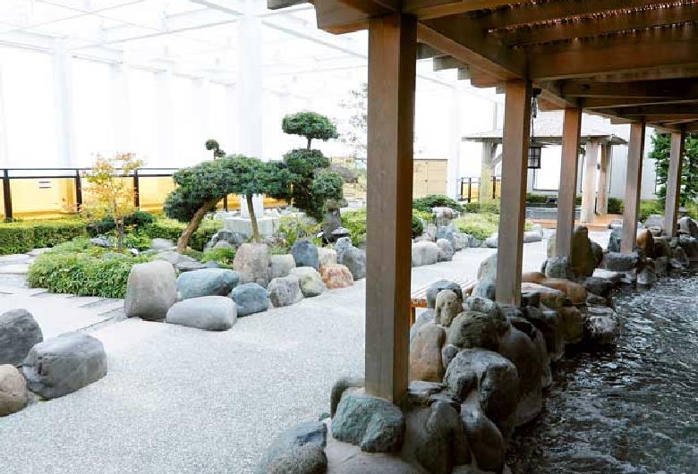 横浜みなとみらい　万葉倶楽部