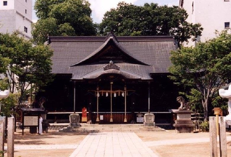 四柱神社
