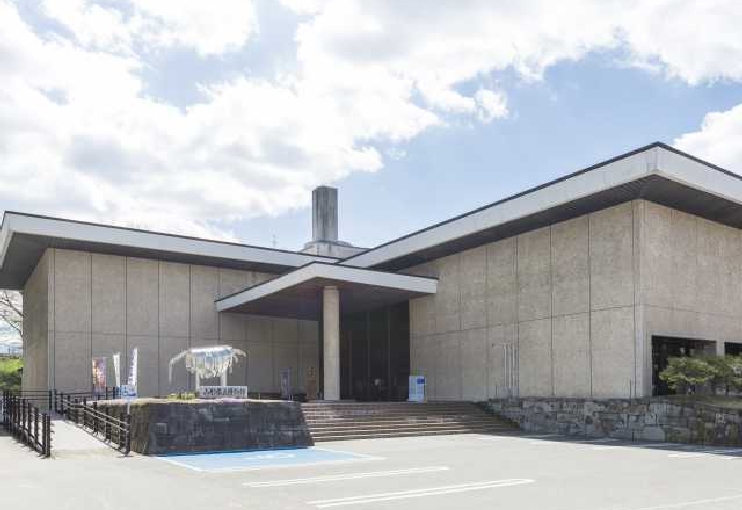山形県立博物館
