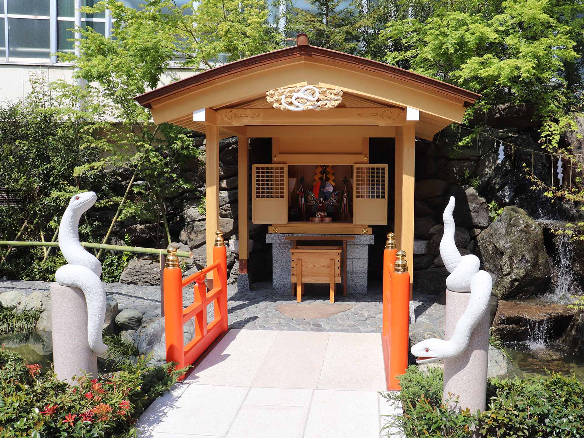 蛇窪神社