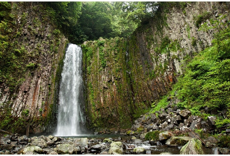 鹿目の滝