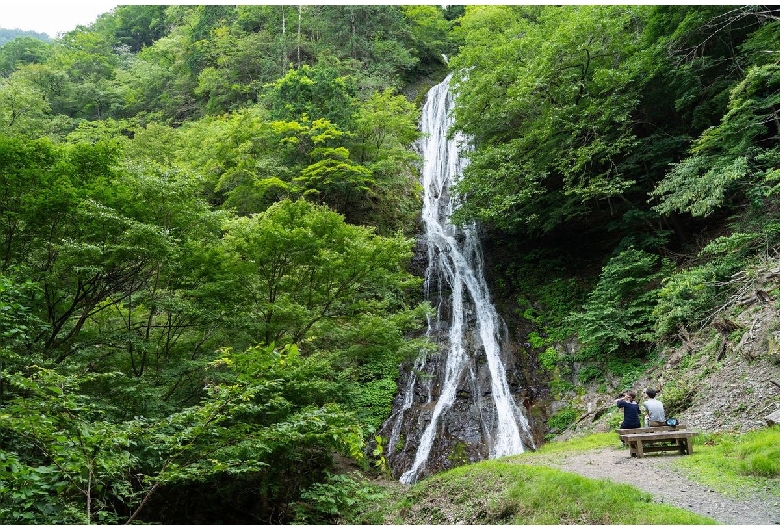 丸神の滝