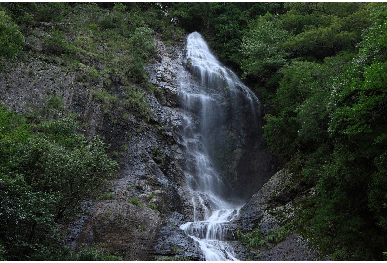 七種の滝（雄滝）