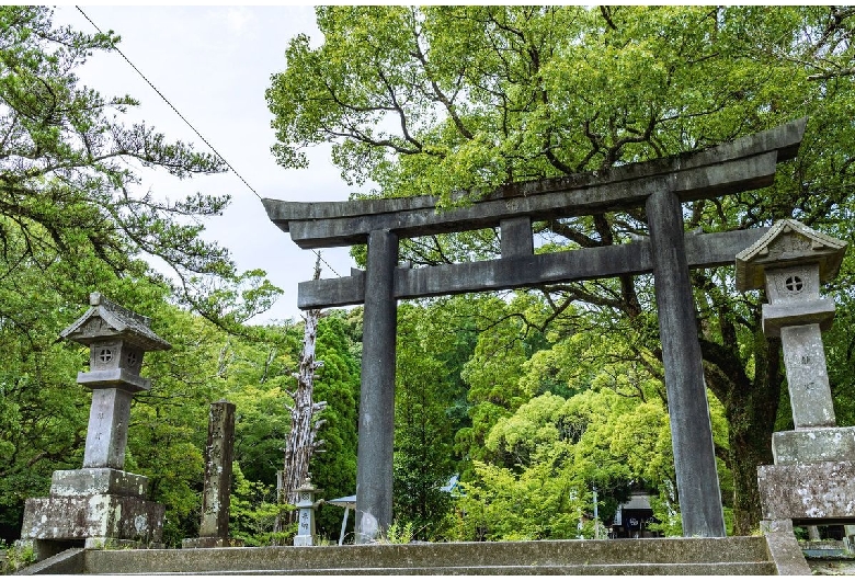 徳重神社