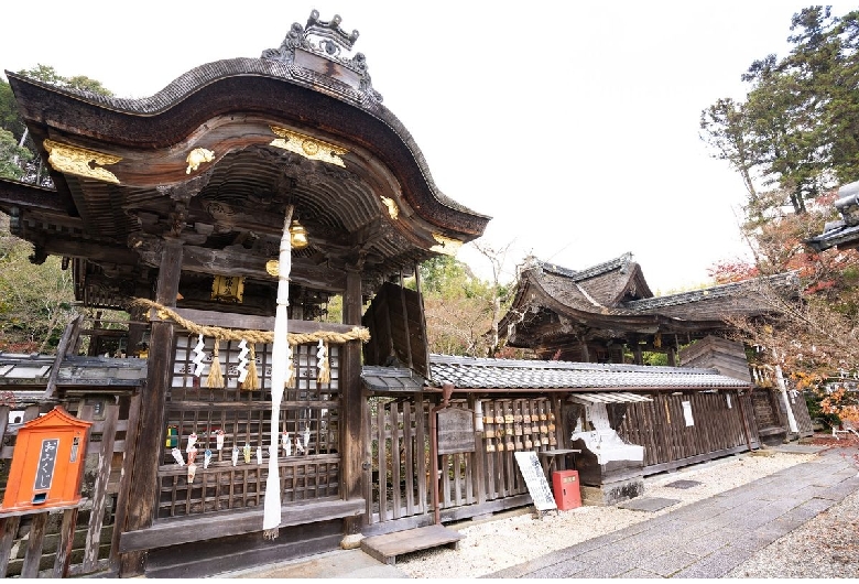 鍬山神社