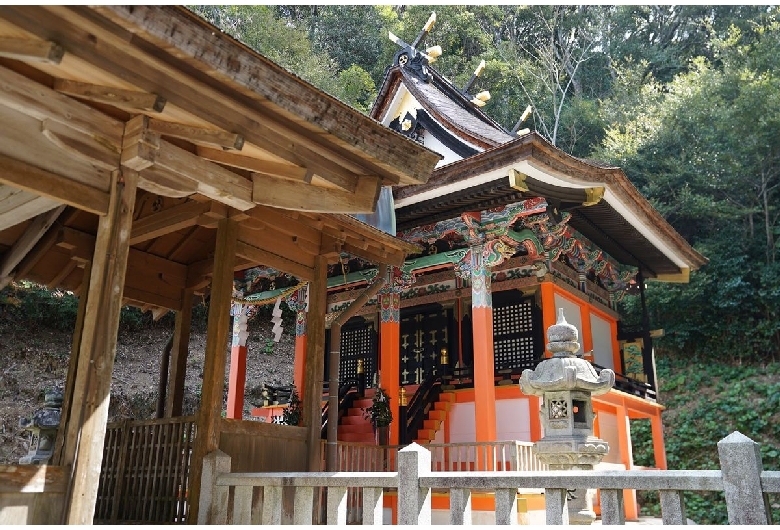 鳴無神社