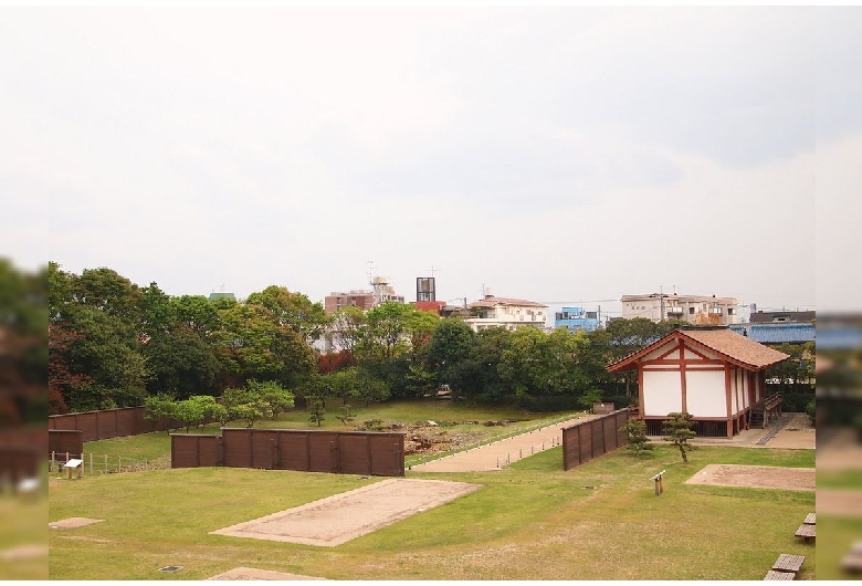 平城京左京三条二坊宮跡庭園