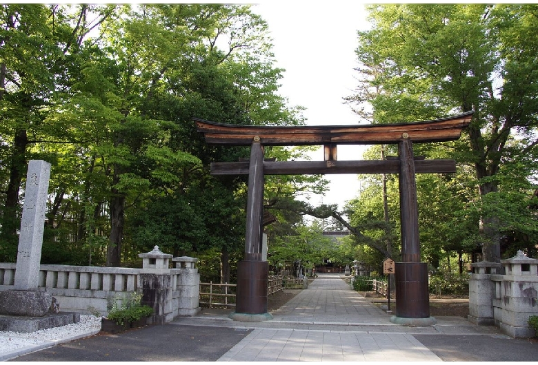 象山神社