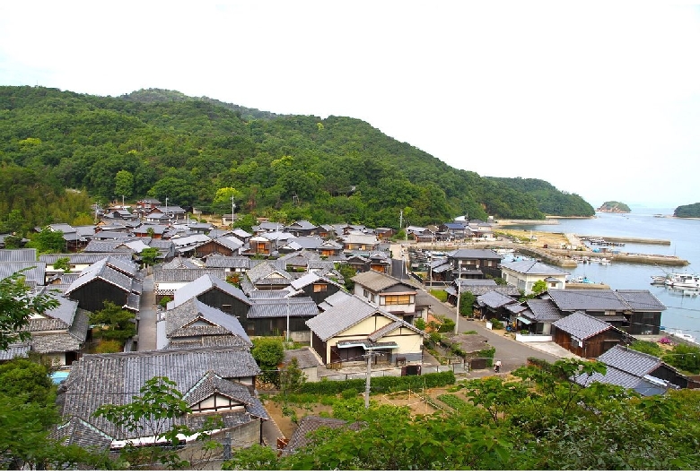 丸亀市塩飽本島町笠島（伝統的建造物群保存地区）