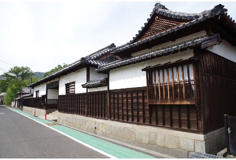 丸亀市塩飽本島町笠島（伝統的建造物群保存地区）