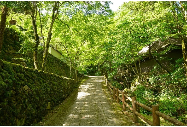 石龕寺