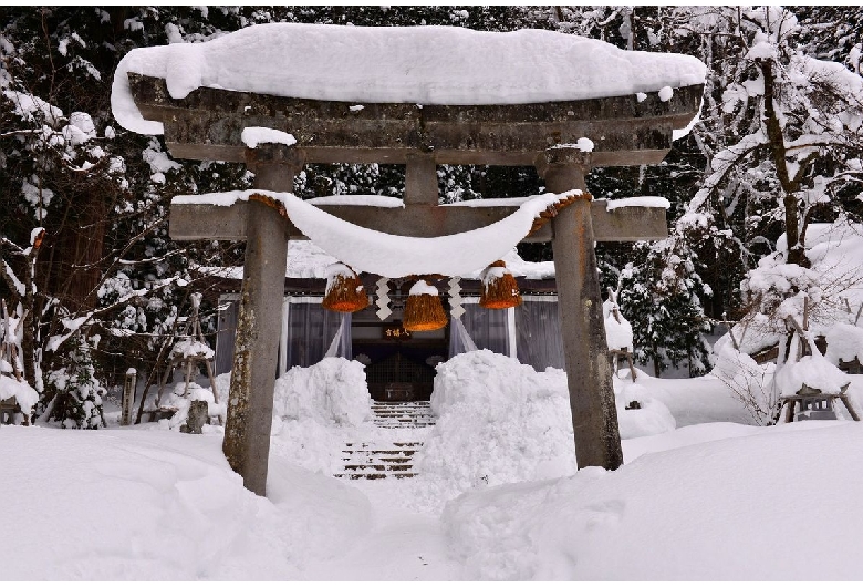 白川八幡宮（白川郷）