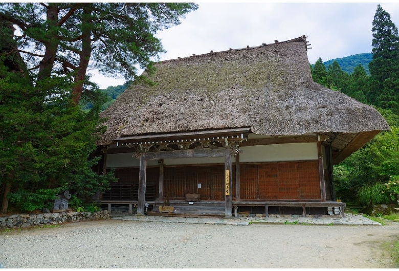 明善寺庫裡郷土館（白川郷）