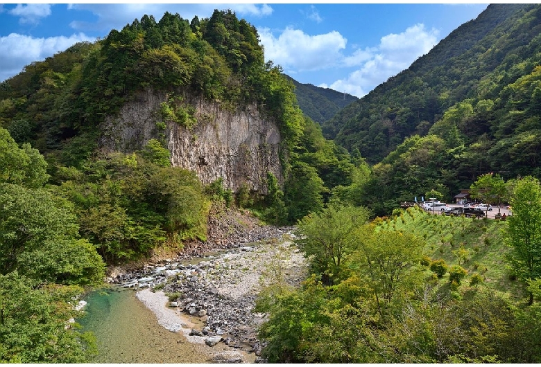 巌立峡