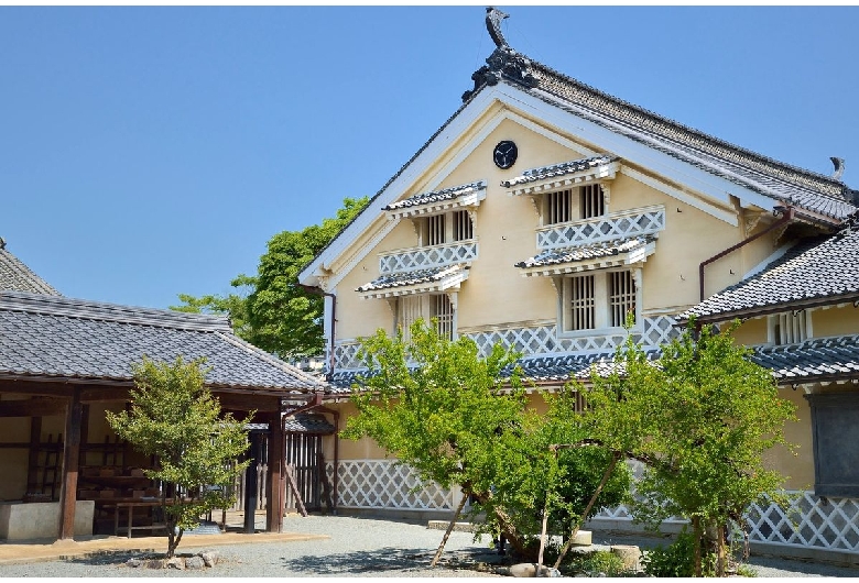 木蠟資料館上芳我邸（上芳我家住宅）