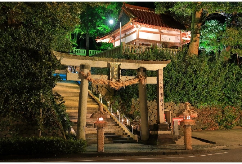 服部神社