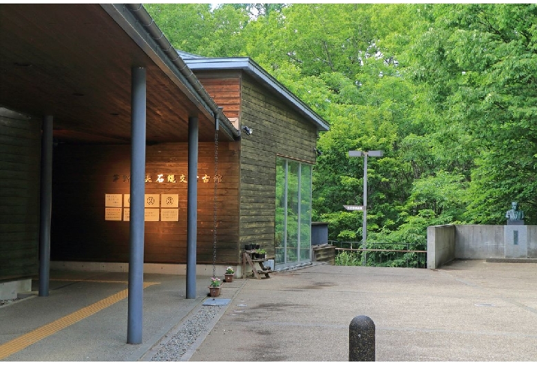 茅野市尖石縄文考古館