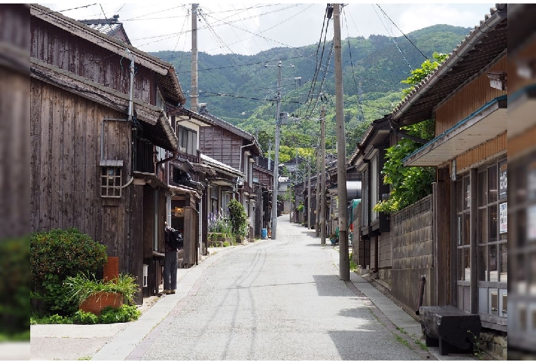 京町通り（佐渡島）