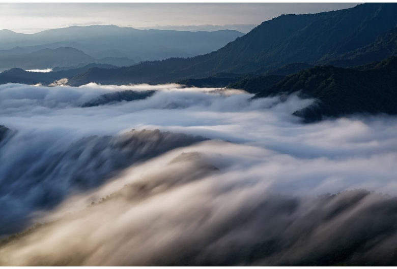 枝折峠の滝雲