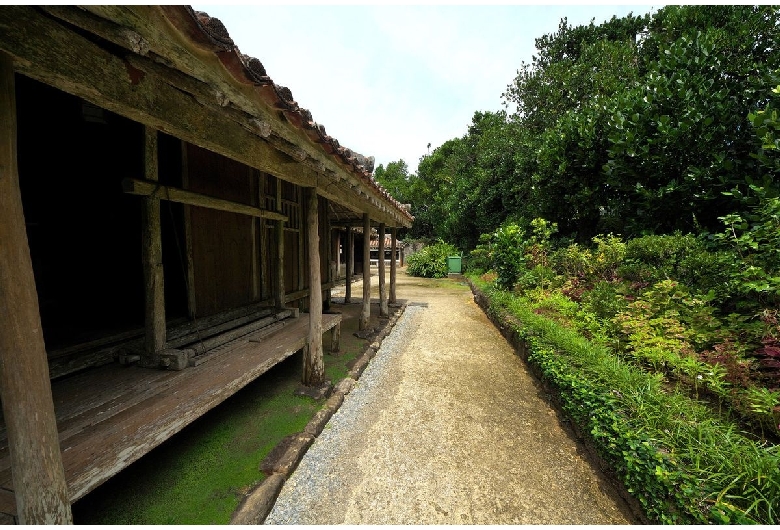 上江洲家住宅