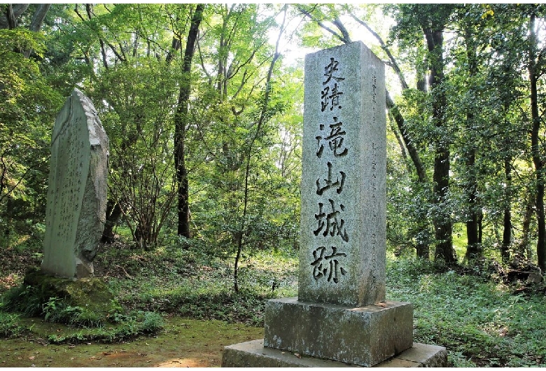 滝山城