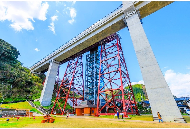 余部鉄橋「空の駅」