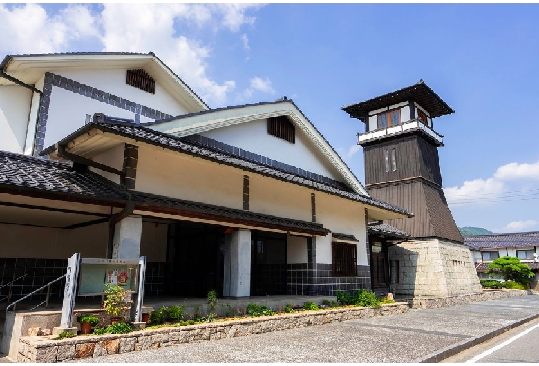 やかげ郷土美術館