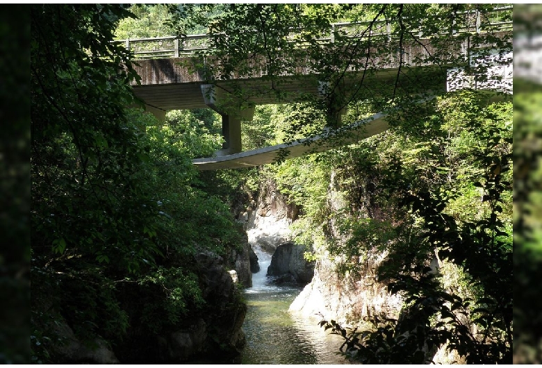 鈍川温泉