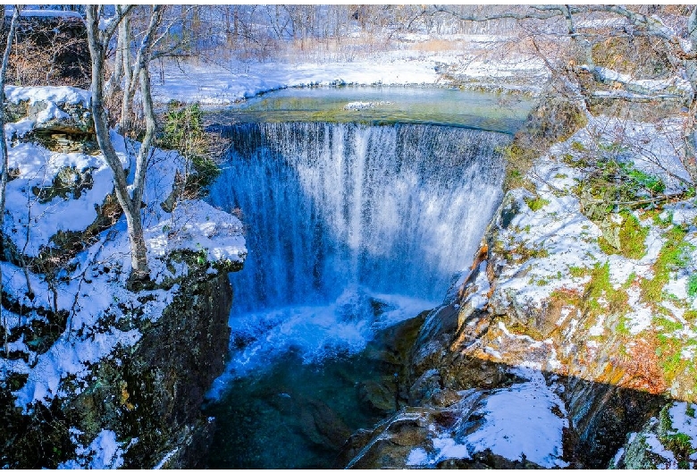 湯吹きの滝