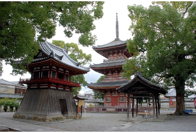 斑鳩寺