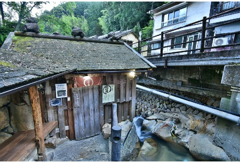 湯の峰温泉つぼ湯