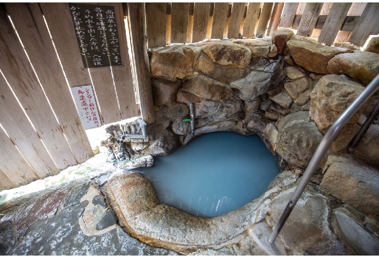 湯の峰温泉つぼ湯