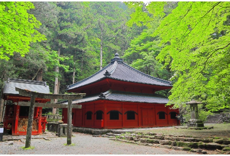 滝尾神社（日光）