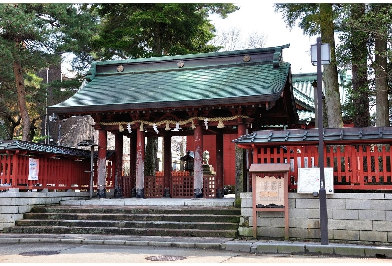 尾崎神社