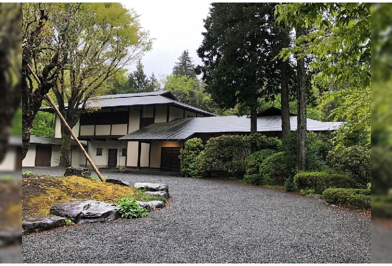 東山旧岸邸